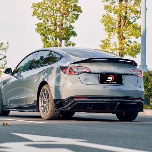 特斯拉MODEL 3 /TESLA MODEL 3