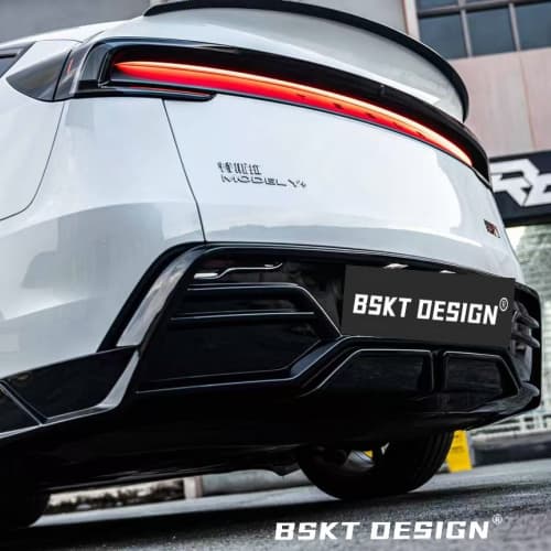 特斯拉Model Y焕新版/TESLA MODEL Y (Highland)
